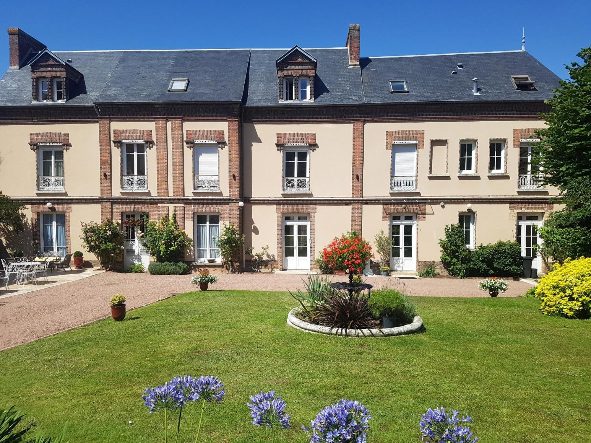 Le Clos Saint-Germain Rugles Екстер'єр фото