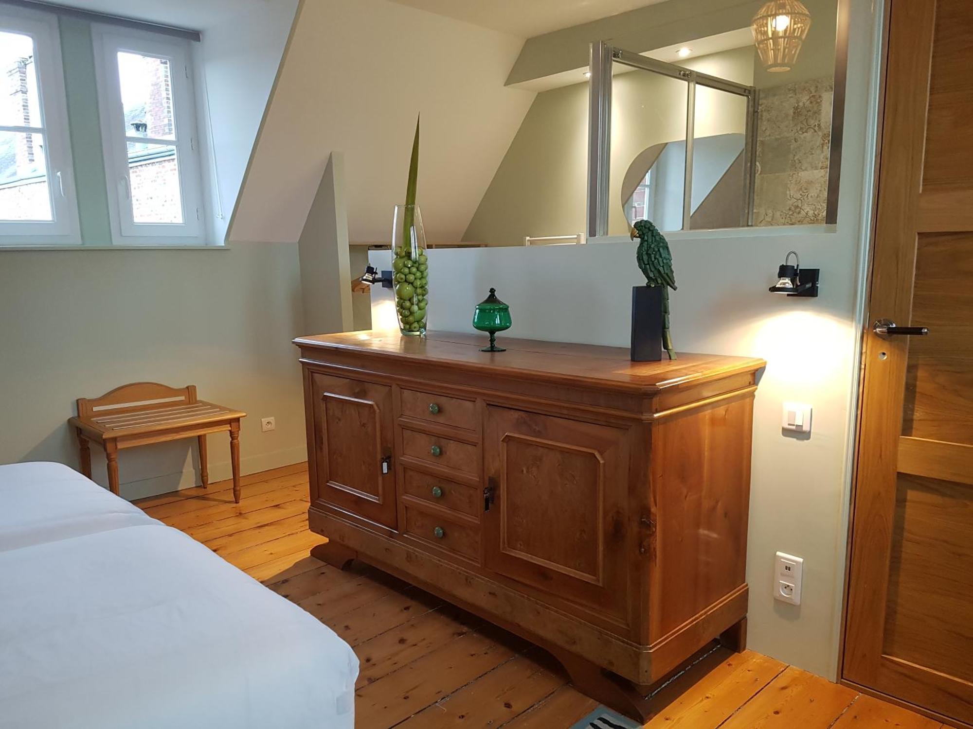 Le Clos Saint-Germain Rugles Екстер'єр фото