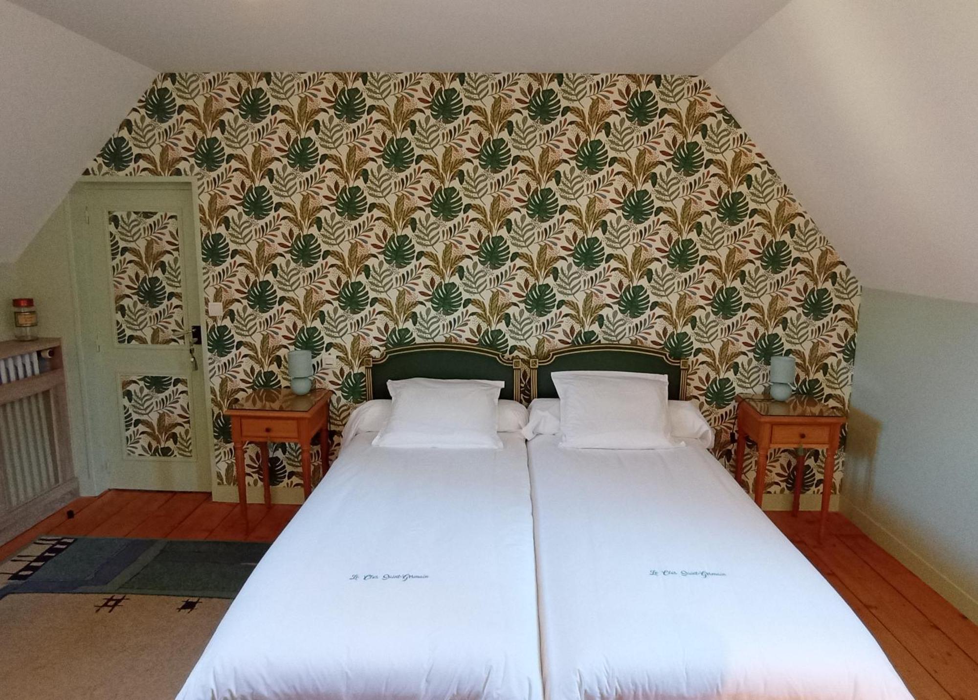 Le Clos Saint-Germain Rugles Екстер'єр фото